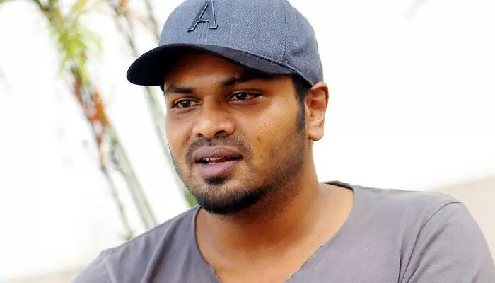 మీడియాతో మంచు మనోజ్ ఓవరాక్షన్ మీడియాతో మంచు మనోజ్ ఓవరాక్షన్