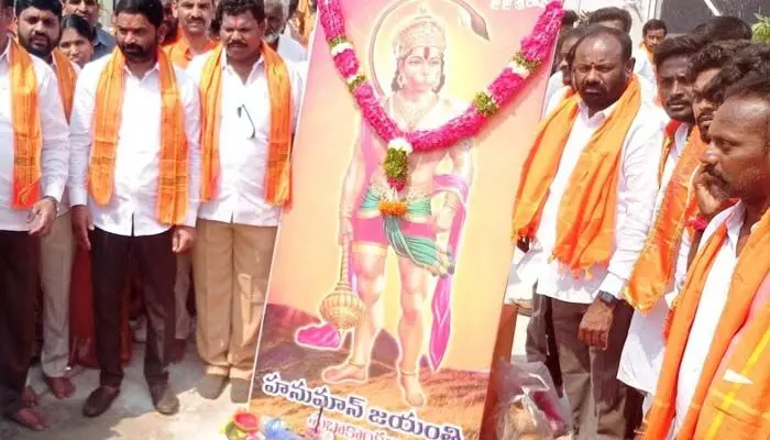 బాచుపల్లిలో 51 అడుగుల ఎత్తులో హనుమాన్ విగ్రహం.. బాచుపల్లిలో 51 అడుగుల ఎత్తులో హనుమాన్ విగ్రహం..