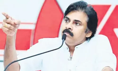 పవన్​దారెటు?