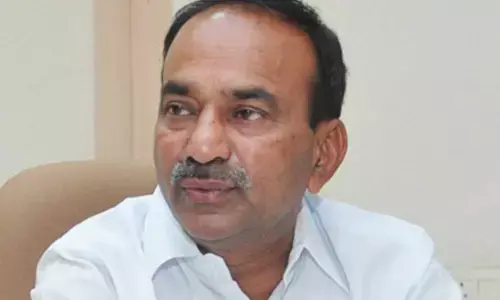 బిగ్ బ్రేకింగ్ : టెన్త్ లీకేజీ కేసులో ఈటలకు నోటీసులు