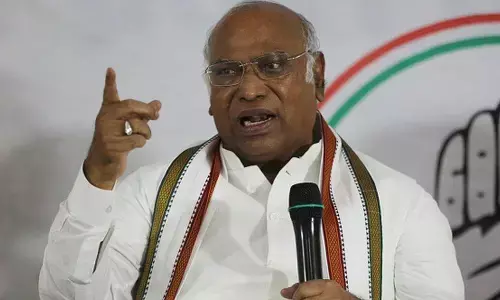 ప్రజాస్వామ్యంపై మోడీ ప్రభుత్వానిది వింత వైఖరి: మల్లిఖార్జున్ ఖర్గే వ్యాఖ్యలు
