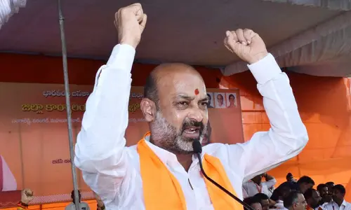 ఆ వ్యాపారానికి తెరదించకుంటే ఉద్యమమే: కేసీఆర్‌కు బండి వార్నింగ్