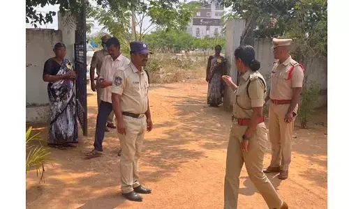 ‘పది’ పరీక్ష కేంద్రాలలో జిల్లా ఎస్పీ ఆకస్మిక తనిఖీ..