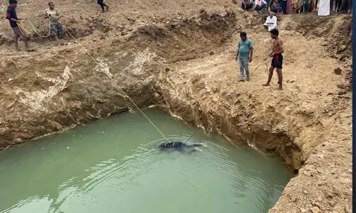 కుటుంబ కలహాలతో భర్త ఆత్మహత్య..