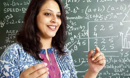 తెలంగాణ గురుకులాల్లో 2,008 జూనియర్ లెక్చరర్, పీడీ, లైబ్రేరియన్ పోస్టులు