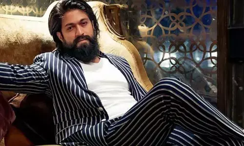 Yash: యష్.. కమ్ బ్యాక్ అంటూ కామెంట్స్ చేస్తున్న  ఫ్యాన్స్