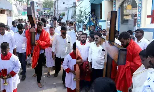 Good Friday: ఏసుక్రీస్తు శిలువ మోసిన ఎమ్మెల్యే అనిల్ కుమార్ యాదవ్