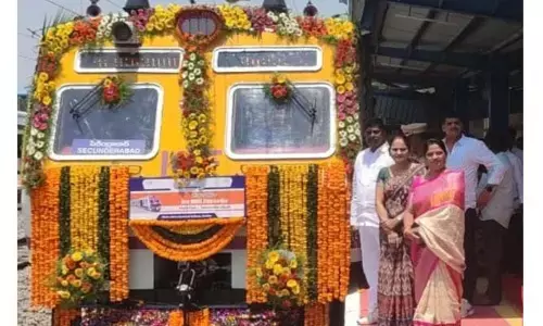 మేడ్చల్ టూ సికింద్రాబాద్ ఎంఎంటీఎస్ రైలు ప్రారంభం..