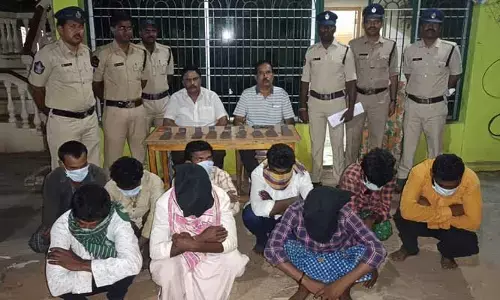 Kadapa: అడవుల్లోకి చొరబడుతున్న 9 మంది అరెస్టు