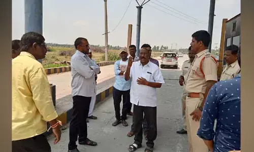 ఇతర ప్రాంతాల ధాన్యం రాకను కట్టడి చేయాలి..