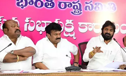 ‘ఆరోజు వద్దన్నారు కాబట్టే.. ప్రధానిని కేసీఆర్ ఆహ్వానించడం లేదు’