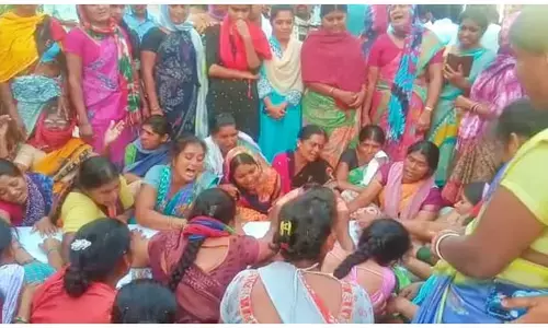 మలేషియాలో వ్యక్తి ఆత్మహత్య.. నలుగురిపై కేసు నమోదు