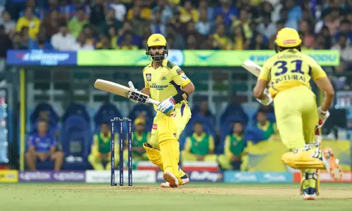 రహానే విద్వంసం.. ఒకే ఓవర్లో నాలుగు ఫోర్లు ఒక సిక్సర్..