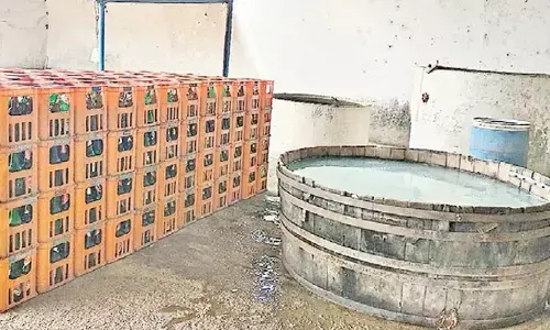 అక్రమాలకు అడ్డా కల్లు డిపో