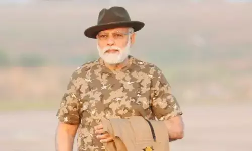 న్యూ లుక్‌తో ఎంట్రీ ఇచ్చిన ప్రధానీ..!