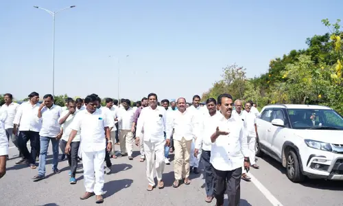 తెలంగాణ రాజకీయాల్లో కాక రేపుతున్న.. పొంగులేటి, జూపల్లి భేటీ