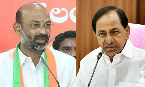 కేసీఆర్ కుటుంబంపై బండి సంజయ్ సెటైరికల్ ట్వీట్
