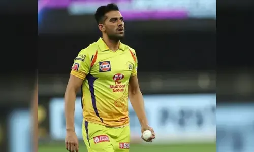 IPL 2023: చెన్నైకు బిగ్ షాక్.. స్టార్ పేసర్‌కు గాయం..