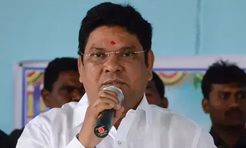 Breaking: ఏపీ రోడ్లు నరకం.. తెలంగాణ ఎంపీ తీవ్ర విమర్శలు