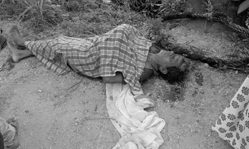 తాటి చెట్టు పై నుంచి పడి గీత కార్మికుడు మృతి..