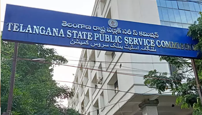ఈ పరీక్షలను వెంటనే వాయిదా వేయాలి..! ఈ పరీక్షలను వెంటనే వాయిదా వేయాలి..!