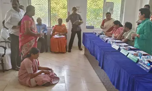 మహబూబాబాద్ జిల్లా పరిషత్ సమావేశం ప్రారంభంలోనే రగడ..