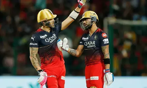 IPL 2023: పరుగుల వరద పారిస్తున్న ఆర్సీబీ ఓపెనర్స్.. పవర్ ప్లేలో స్కోరు ఎంతంటే?