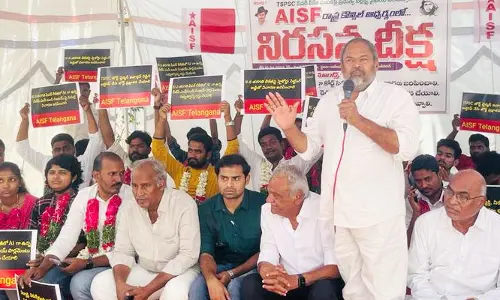 విద్యార్థుల జీవితాలతో ఆటలొద్దు.. కేసీఆర్ సర్కార్‌కు నారాయణ మూర్తి సూచన