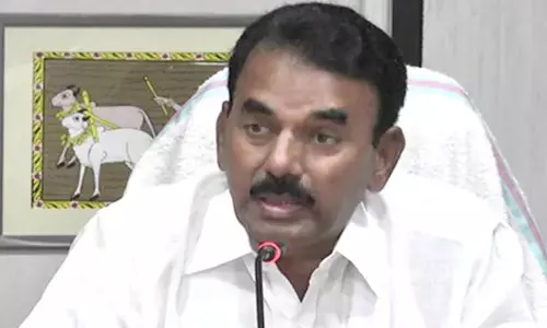 బాధ్యులను సస్పెండ్​చేయండి.. హుస్సేన్​సాగర్ ఘటనపై మంత్రి జూపల్లి సీరియస్