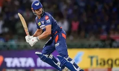 స్టొయినీస్ వీరబాదుడు.. 25 బాల్స్ లోనే హాఫ్ సెంచరీ