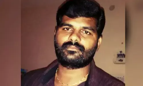 గ్యాస్ సిలిండర్ లీకేజీతో మంటలు.. వ్యక్తి మృతి
