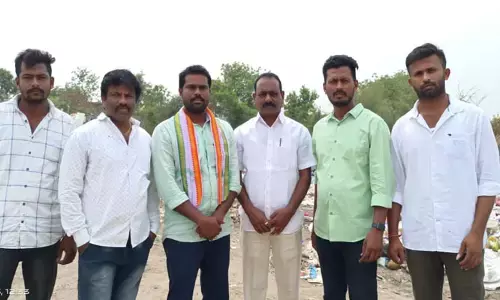 ప్రభుత్వ భూమిని అక్రమంగా కబ్జా చేసిన భూ బకాసురులు