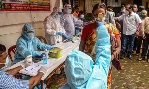భారీగా పెరిగినCOVID-19 పాజిటివ్ కేసులు