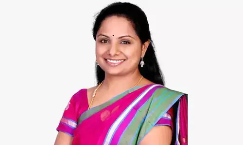 బ్రేకింగ్ : ఎమ్మెల్సీ కవిత కాలికి గాయం