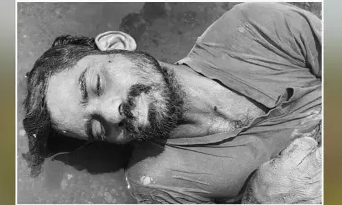 బ్రిడ్జి పై నుంచి దూకి వ్యక్తి ఆత్మహత్య..
