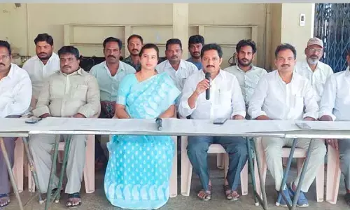 బీఆర్ఎస్ నాయకత్వానికే మతిభ్రమించింది : రాష్ట్ర మార్క్ఫెడ్ వైస్ చైర్మన్ బొర్రా రాజశేఖర్