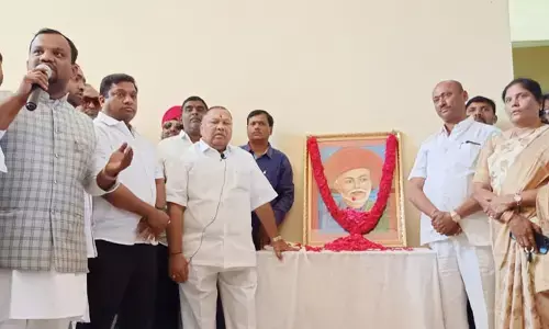 ఫూలే ఆశయాలు అమలు చేయడమే మా లక్ష్యం: TDP