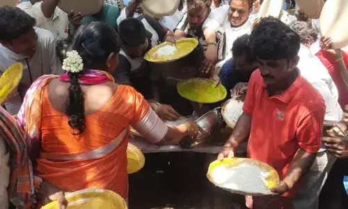 జనం ఫుల్.. నేతల ప్రసంగాలు నిల్..