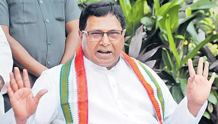 బ్రేకింగ్ న్యూస్.. యశోద ఆస్పత్రిలో కాంగ్రెస్ సీనియర్ నాయకుడు జానారెడ్డి.. బ్రేకింగ్ న్యూస్.. యశోద ఆస్పత్రిలో కాంగ్రెస్ సీనియర్ నాయకుడు జానారెడ్డి..