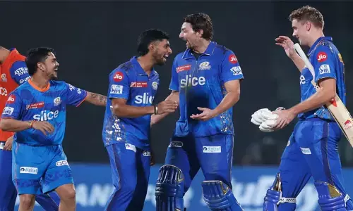 ఉత్కంఠ పోరులో ముంబై విజయం..