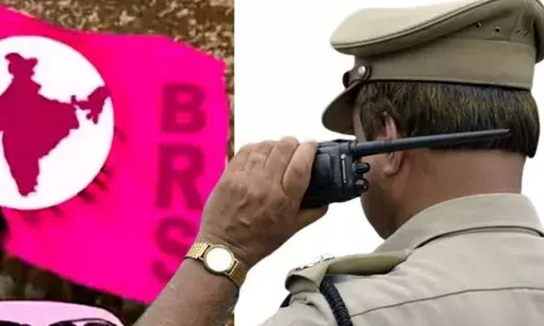 మున్సిపల్ చైర్ పర్సన్ భర్తకు ఏసీపీ ధమ్కీ.. బీఆర్ఎస్‌లో కేసుల దుమారం