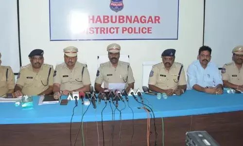 నలుగురు వ్యక్తులపై పీడీ యాక్ట్ నమోదు..
