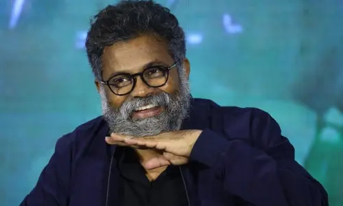Sukumar: పవర్‌ఫుల్ పెర్ఫార్మెన్స్ ఇచ్చిన నటుడిపై పొగడ్తల వర్షం కురిపించిన ప్రముక దర్శకధీరుడు..?