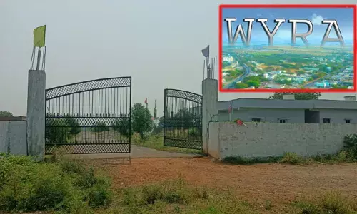 వైరాలో నిబంధనలకు పాతర.. ముడుపుల జాతర