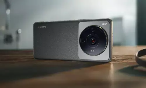 భారీ ఫీచర్లతో వస్తున్న Xiaomi 13 అల్ట్రా స్మార్ట్‌ఫోన్