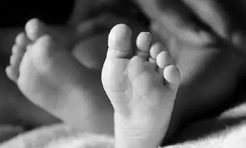 వికటించిన పోలియో చుక్కలు.. పుట్టిన ఒక్కగానొక్క బిడ్డ మృతి
