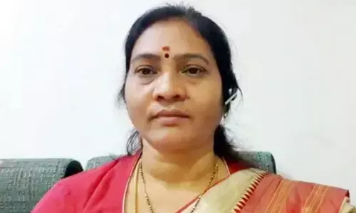 కవితకో న్యాయం నాకో న్యాయమా?..  ఇందిరా శోభన్