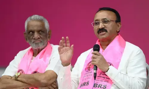 విశాఖలో త్వరలోనే బీఆర్ఎస్ బహిరంగ సభ.. ఏపీ బీఆర్ఎస్ పార్టీ  అధ్యక్షుడు తోట చంద్రశేఖర్