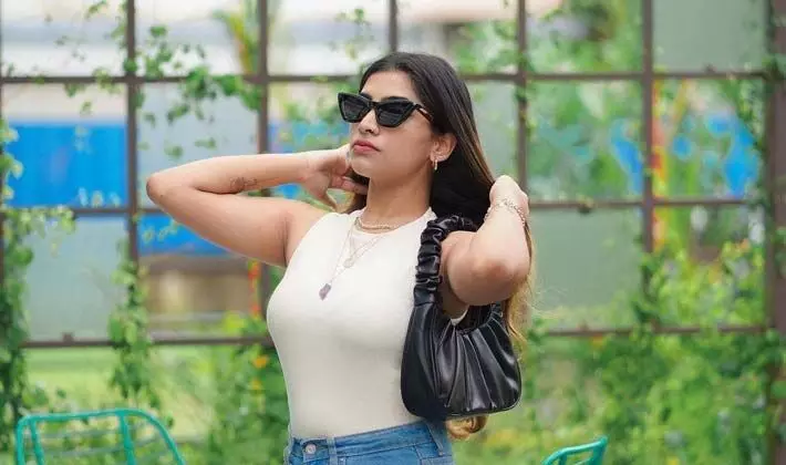 లైంగిక వేధింపులు ఎదుర్కొన్న మాళవిక.. లైంగిక వేధింపులు ఎదుర్కొన్న మాళవిక..