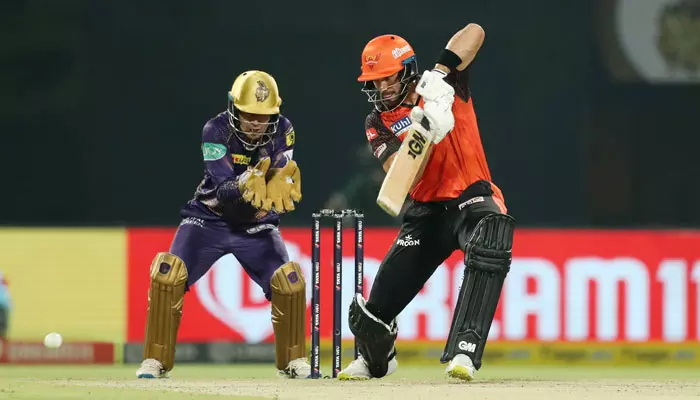 IPL 2023: హాఫ్ సెంచరీతో చెలరేగిన సన్‌రైజర్స్ కెప్టెన్..